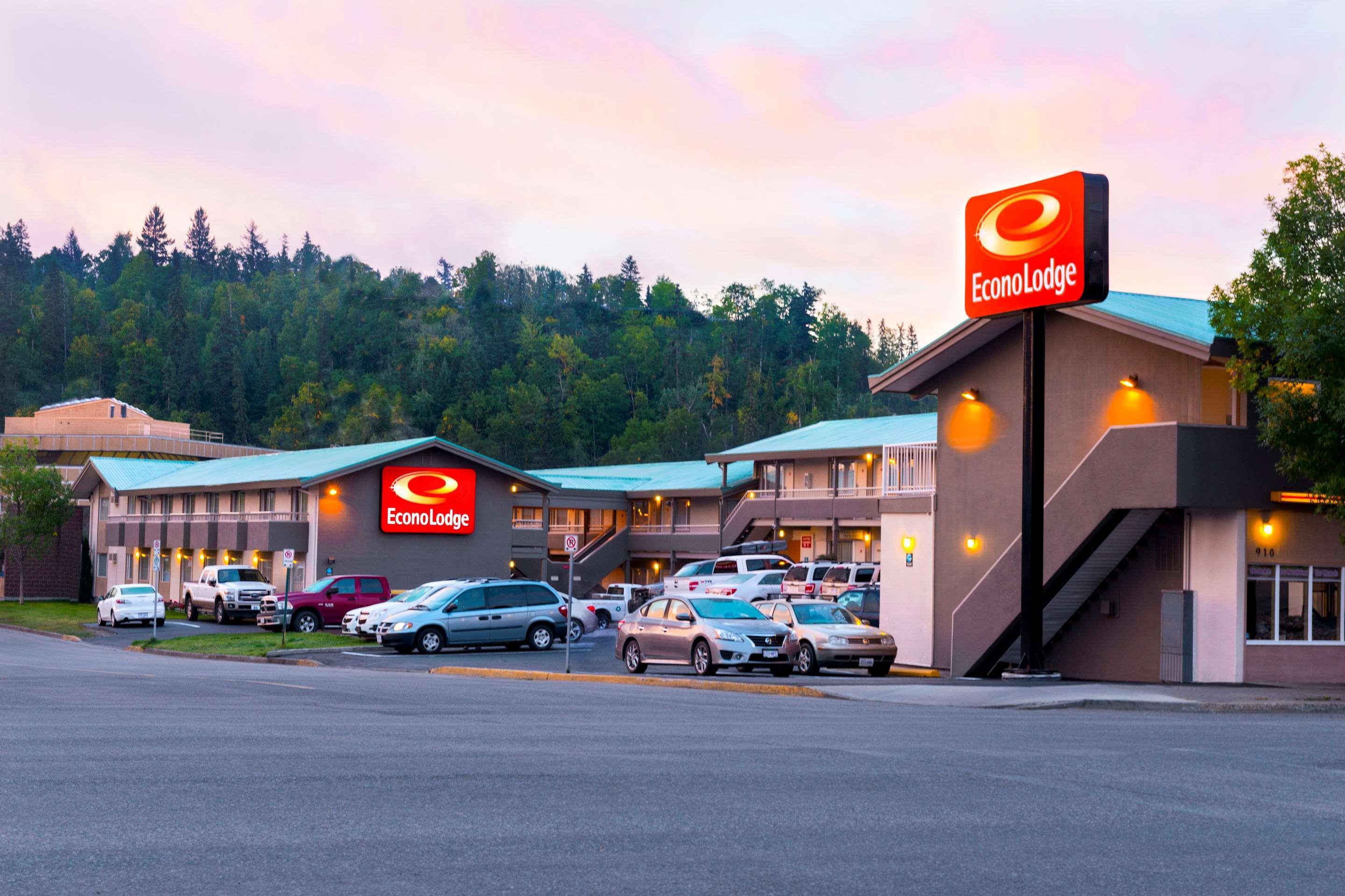 Econo Lodge Prince George Exterior photo