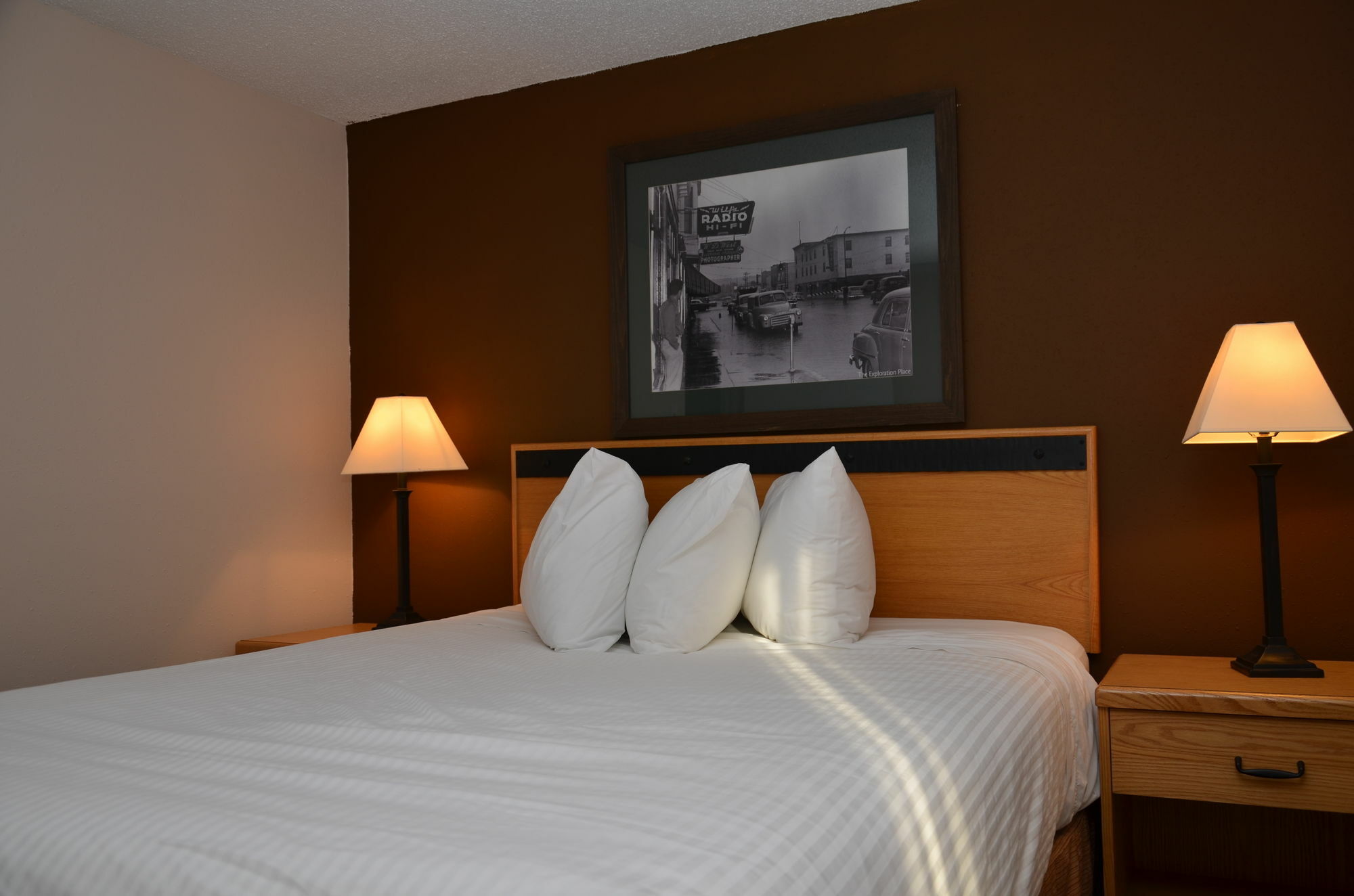 Econo Lodge Prince George Exterior photo